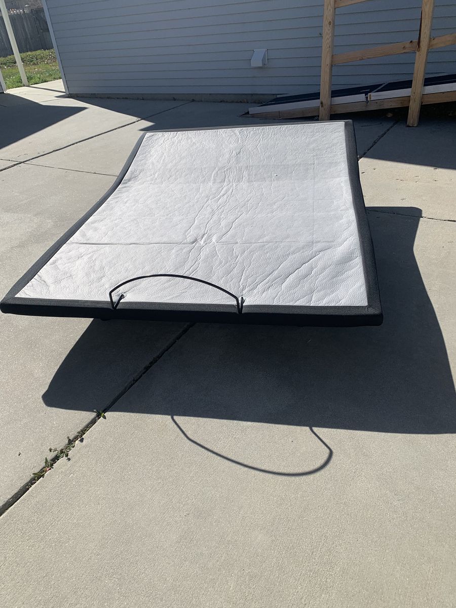 Queen Size Adjustable Bed