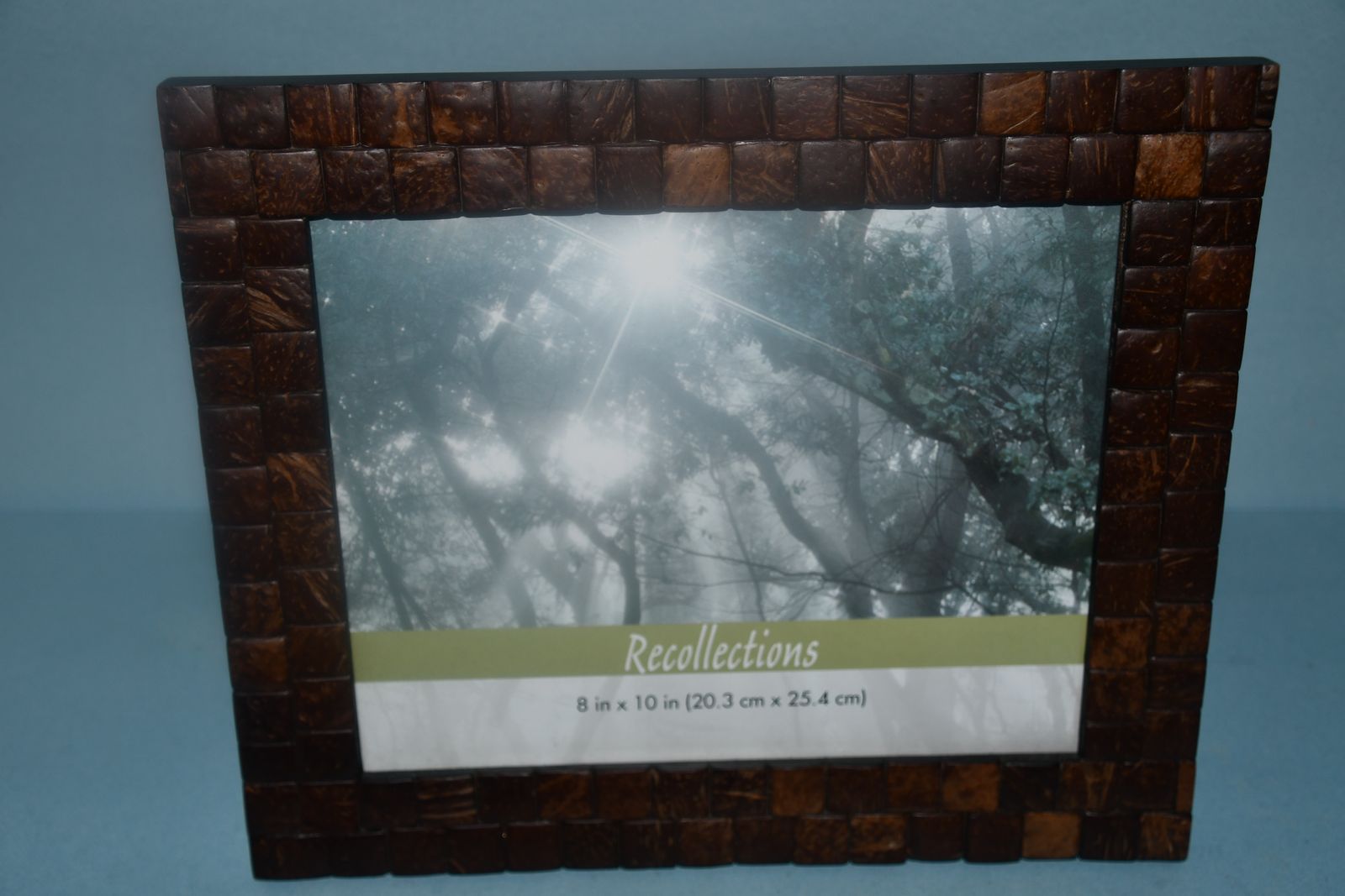 BEAUTIFUL NEW FRAME ~ 12.5" x 10.5" ~ HOLDS  8" x 10" PICTURE ~ EASEL & HANGER BACK ~ UNIQUE ~ QUALITY!