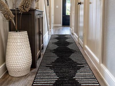 BRAND NEW Bohemian Stripe Stain Resistant High Traffic Runner Rug 2'7" x 10' Black