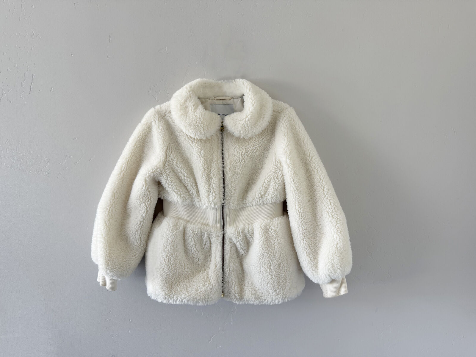 Fluffy Jacket for girl (3-4 years old)