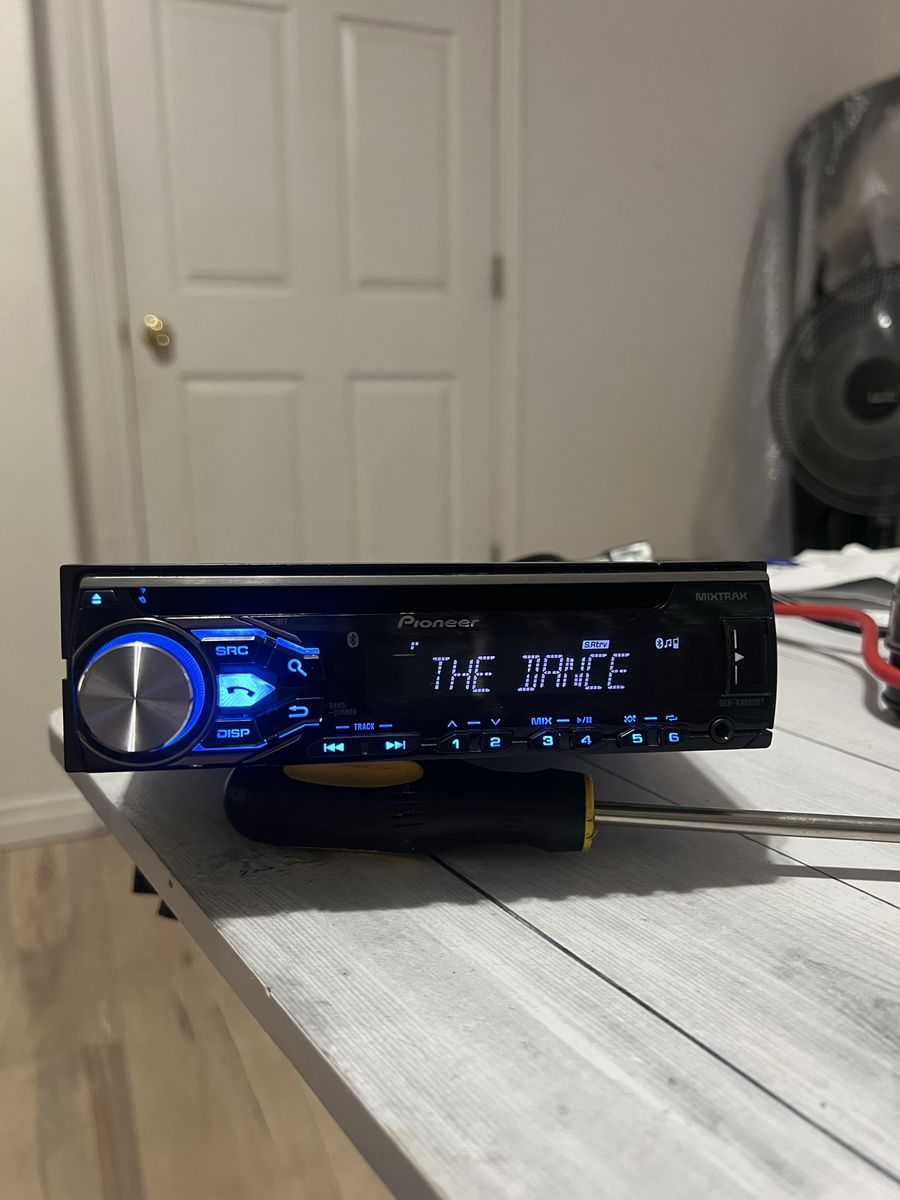 Pioneer Stereo BLUETOOTH FM USB aux