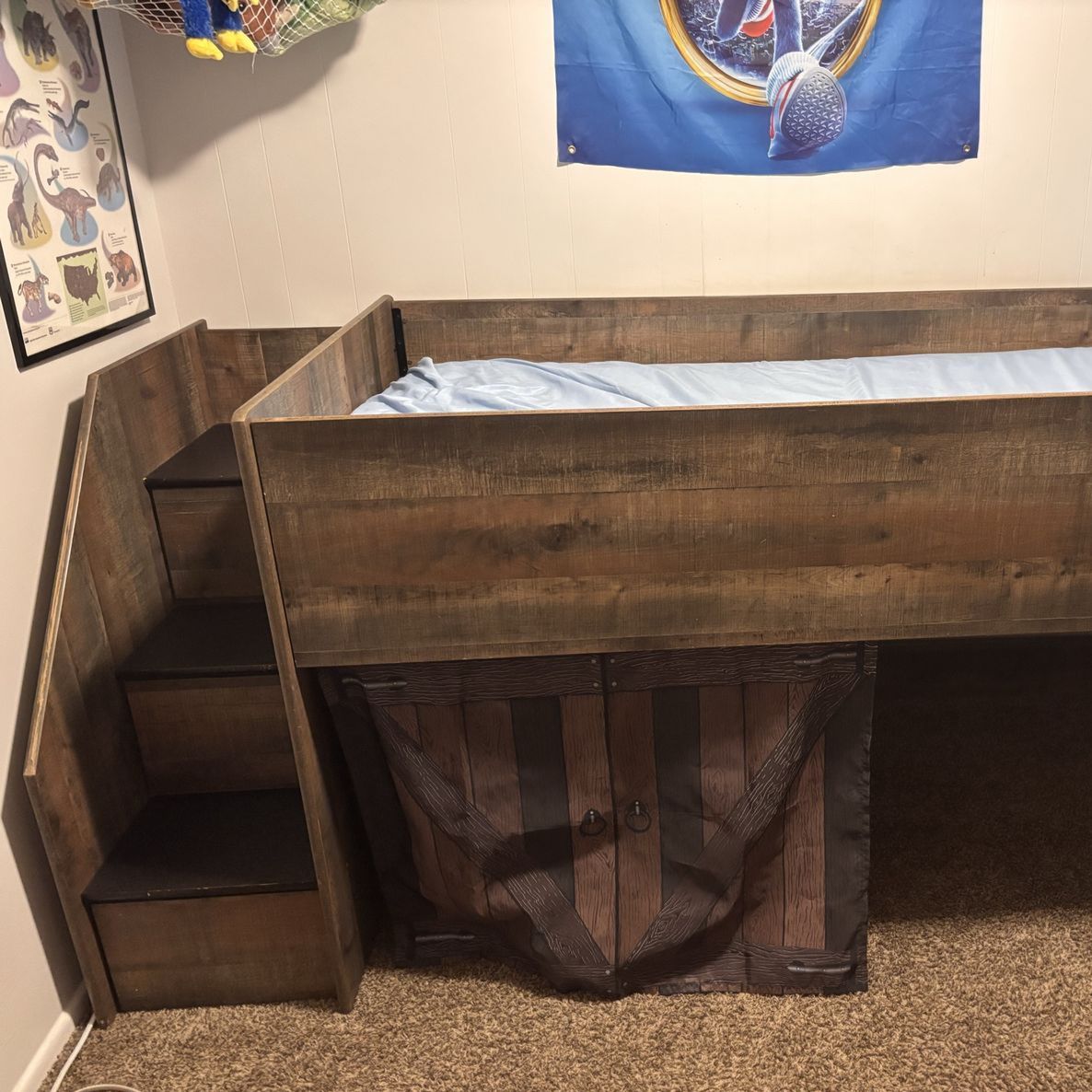 Loft bed