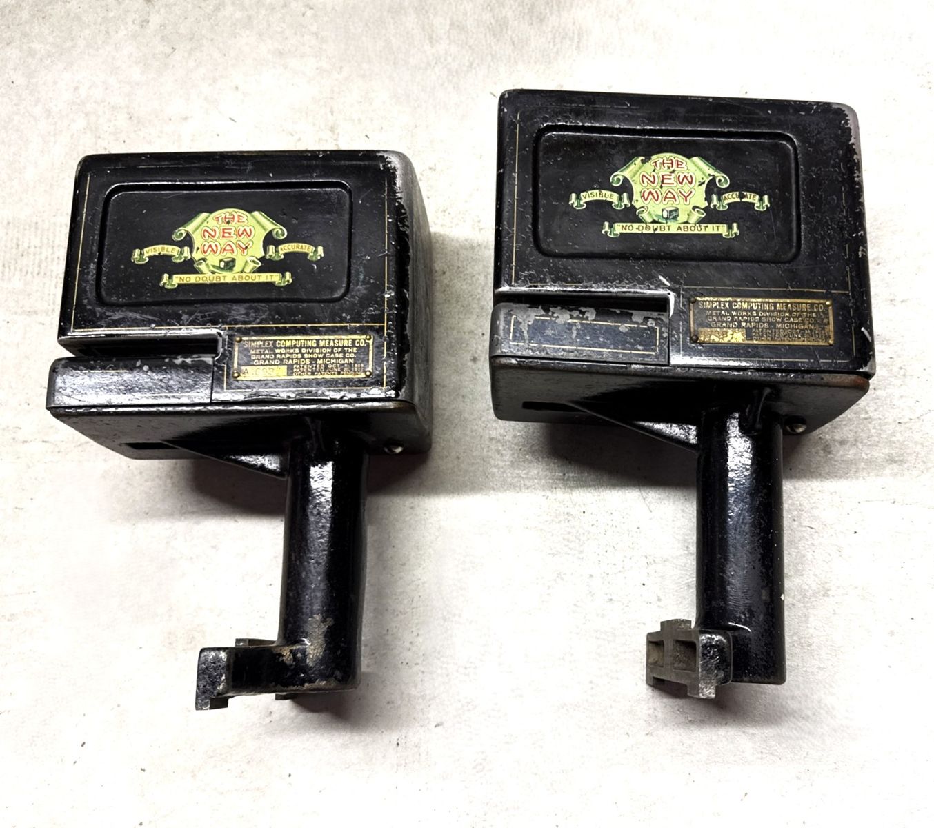 RARE, VINTAGE 1922 "THE NEW WAY" FABRIC MEASURE MACHINE & TABLE STAND BRACKETS