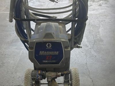 Graco Magnum X7 TrueAirless Paint Sprayer on Cart with Hose - Used, Good Condition