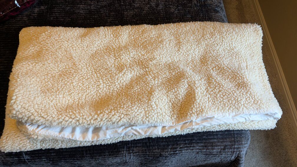 100% Merino Wool Queen Mattress Pad