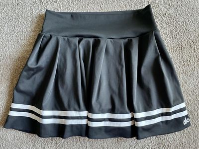 Alo Yoga Black & White Pleated Golf Tennis Skirt Size L