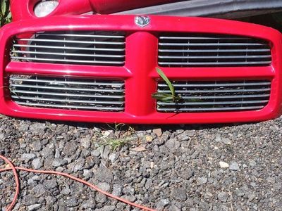 Dodge 1500 (2002-2003) grill and bumper