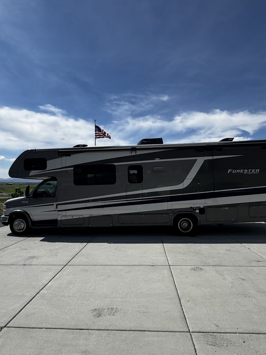 2019 Forest River Forester 3041