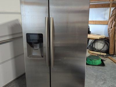 Samsung side-by-side refriger. 2019