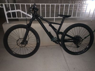 Specialized Stumpjumper Full Suspension Mountain Bike