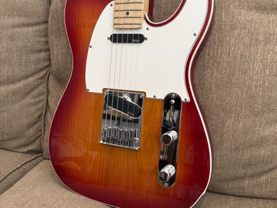 American Fender Telecaster Deluxe with case and 2 sets pickups Tele Cherry Burst