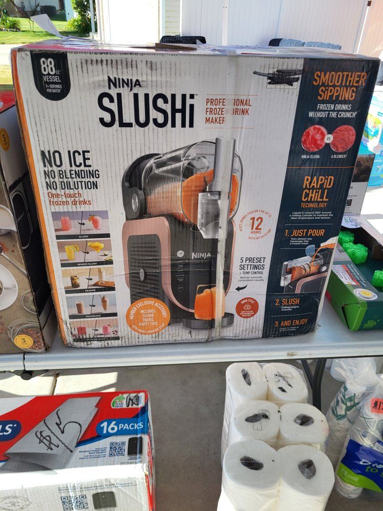 Ninja Slushie 88oz Professional Frozen Drink Maker* Qty-1