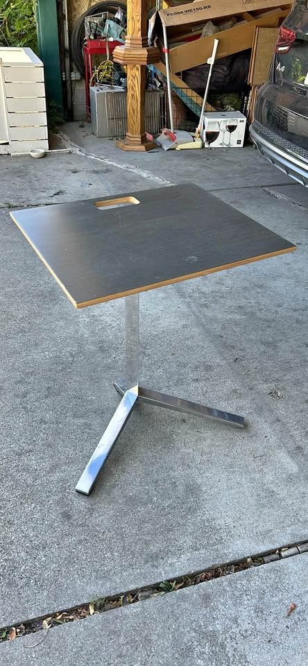 TEKNION DNA LAPTOP TABLETOP SOLUTIONS FOLDING TABLE Black Prefect for Modern Office Home $99