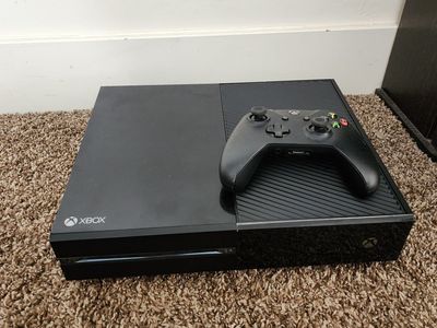 Microsoft Xbox One Console with Controller