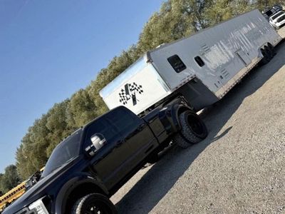 2007 48' Vintage Outlaw with living quarters