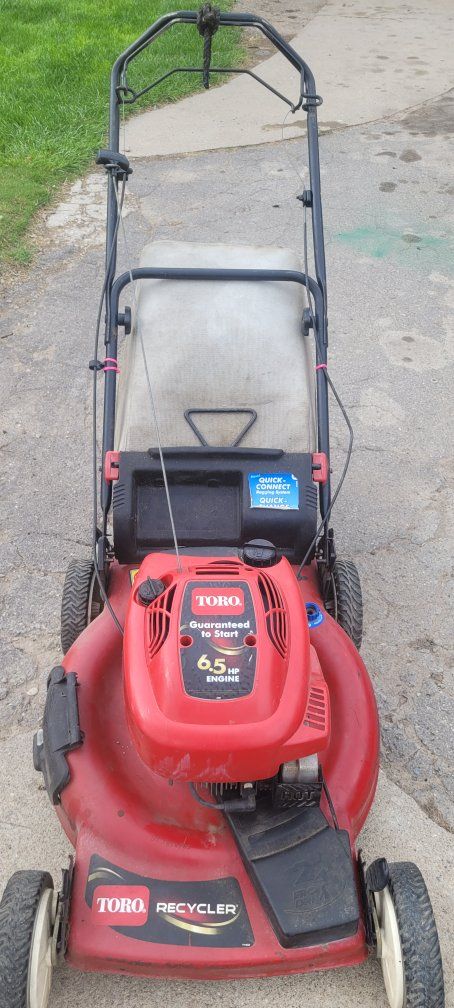 Toro lawnmower 22"cut 6.50 hp