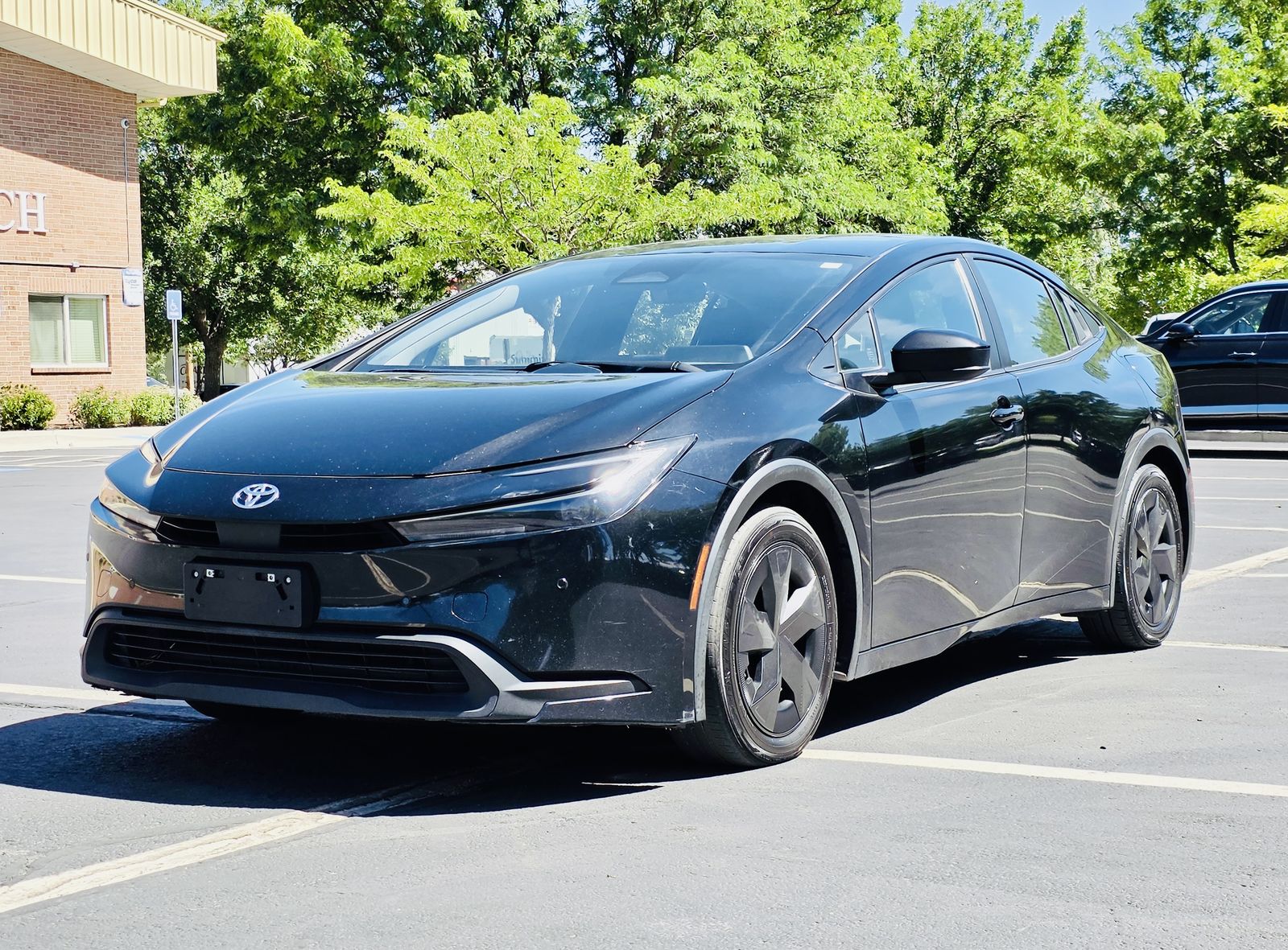 2023 Toyota Prius LE