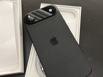 iPhone Air 256 Black with Original Box & Cable