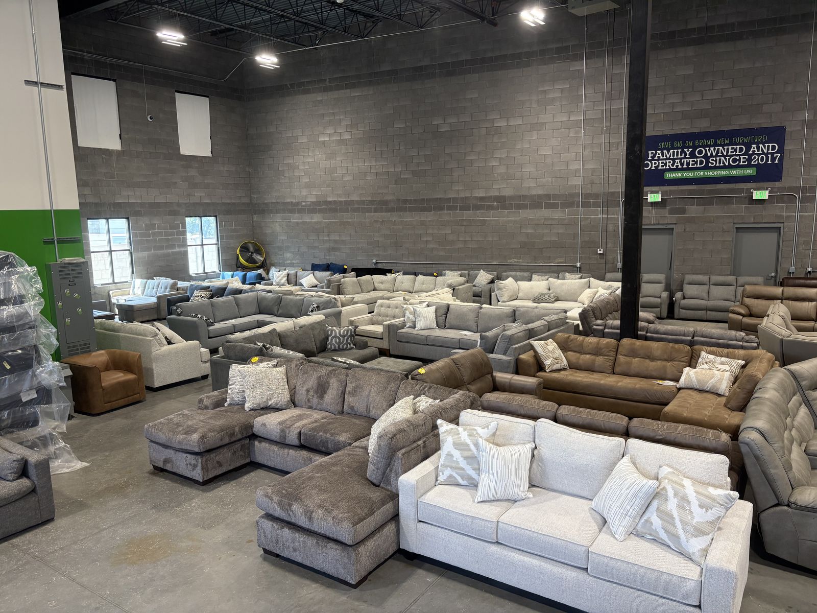 OVERSTOCK SECTIONALS