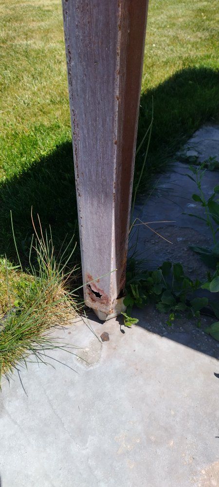 Free Steel Table