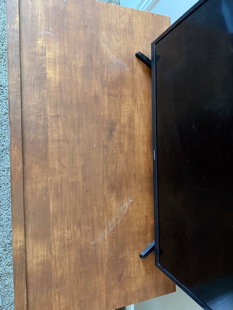 Main image 3