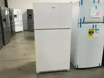 NEW WHIRLPOOL 33 INCH WHITE TOP FREEZER