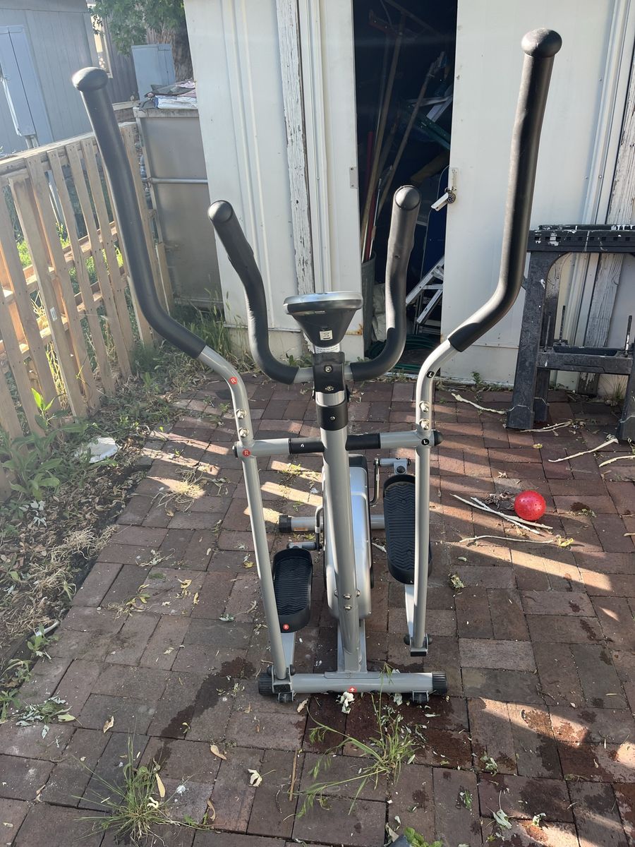 Elliptical running machine