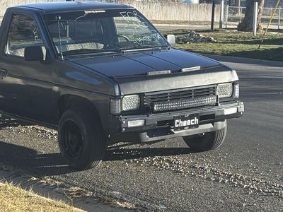 1987 NISSAN TRUCK Base