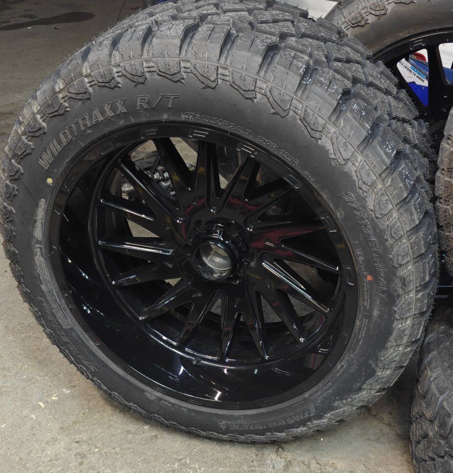 24x14 TIS 544 Wheels & 37" Mud Tires - 6x135