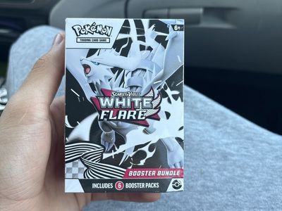 Pokemon TCG Scarlet & Violet White Flare Booster Bundle (6 Packs)