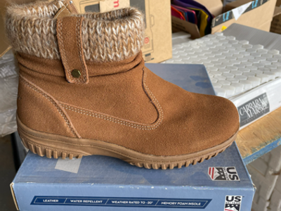 Khombu Karen Women's Winter Boots - Chestnut - Size 6 - New