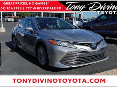 2019 Toyota Camry Hybrid XLE