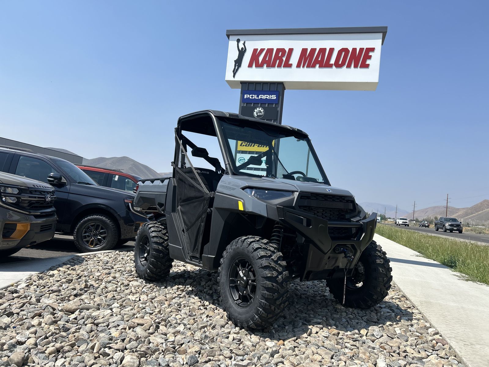 2026 Polaris RANGER XP 1000 Premium Stealth Gray -