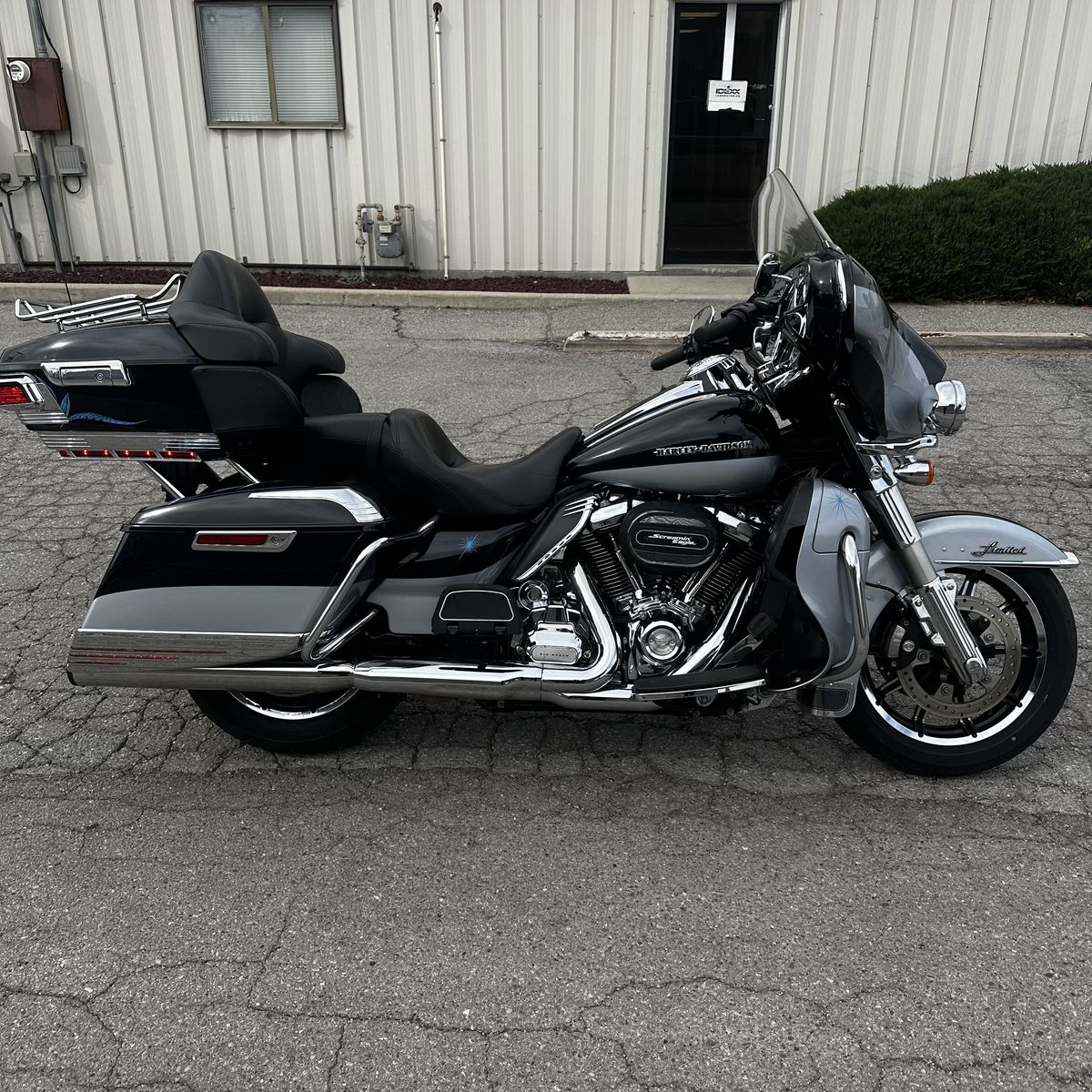 2019 Harley Davidson Ultra Limited - Touring Cruiser