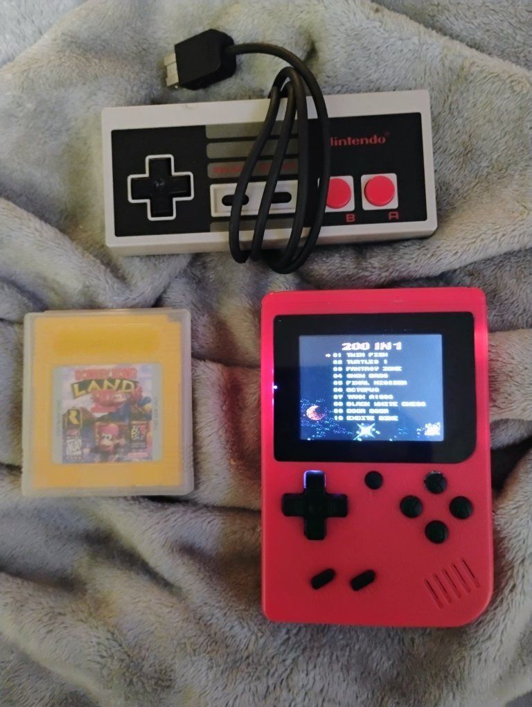 Vintage Nintendo Gameboy Donkey Land III game, 2014 mini Nintendo Controller and 200+ game system