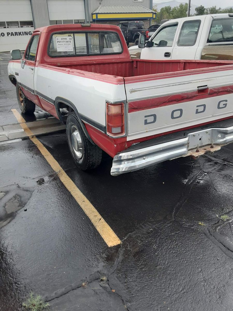 1991 Dodge RAM 250 LE