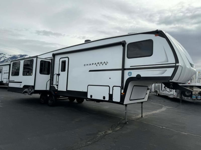 New 2026 Coachmen Chaparral Lite 30BHS