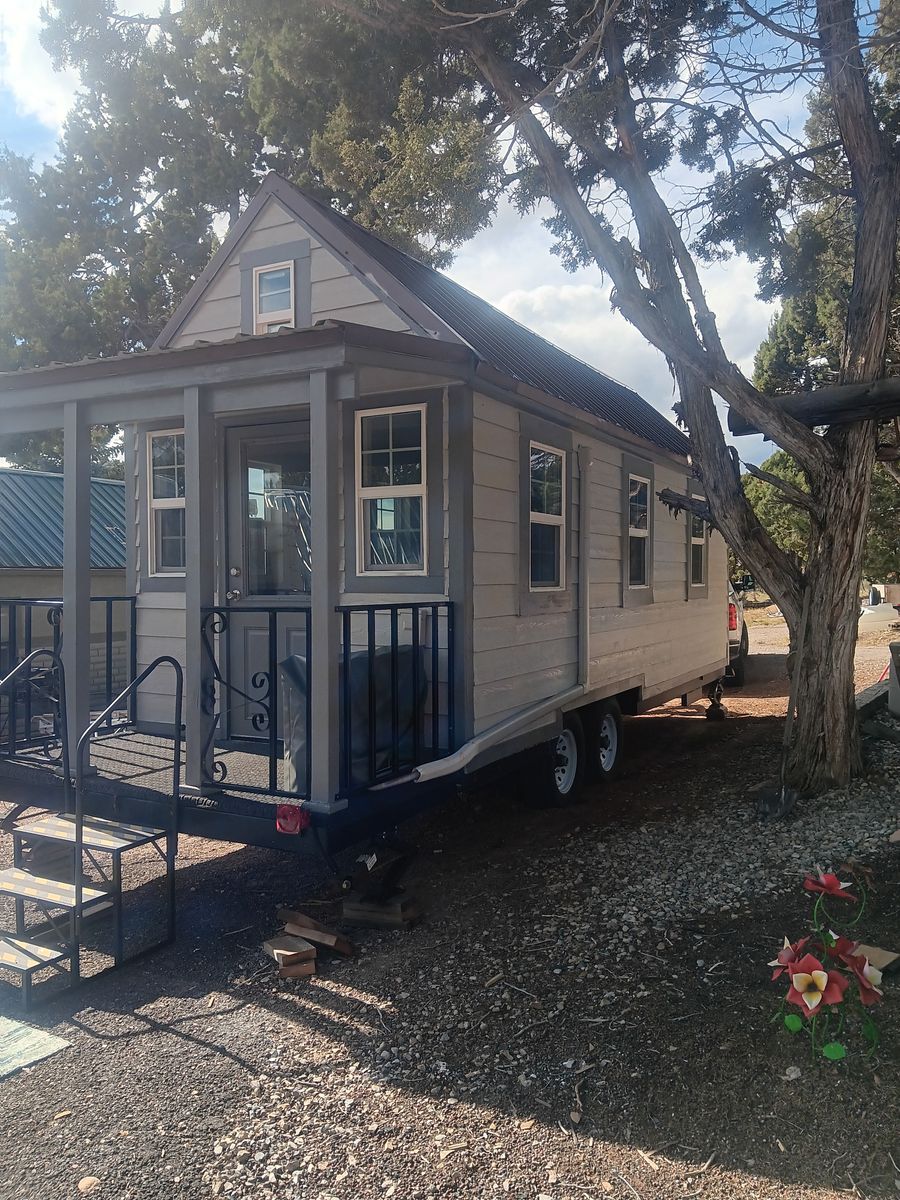tiny house 26 foot with a 4 foot deck