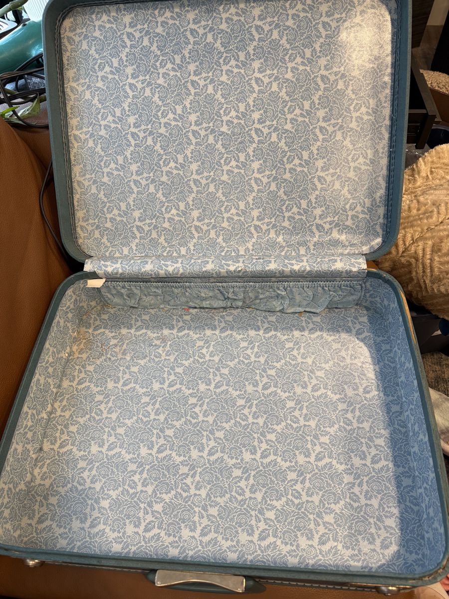 Vintage Blue Hard Shell Suitcase with Floral Interior Lining