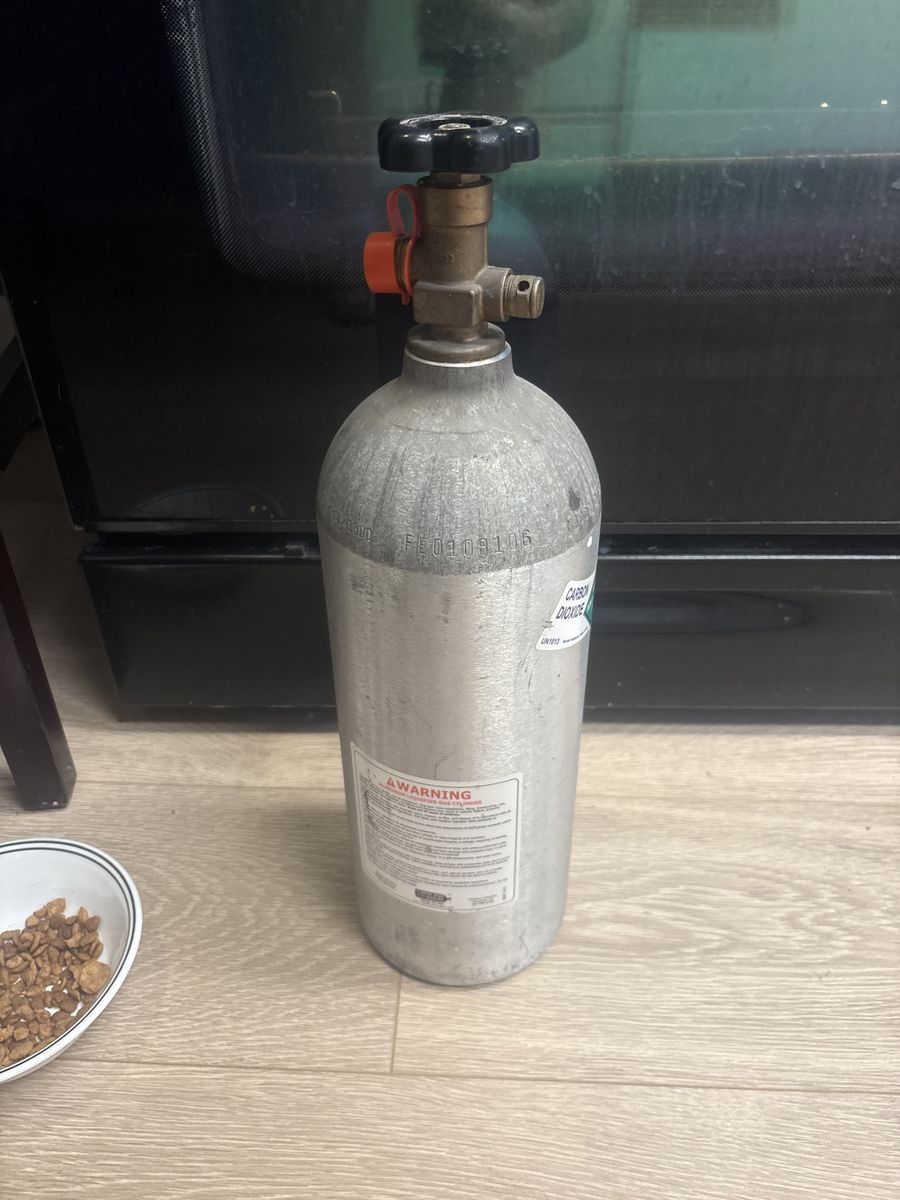 Co2 canister