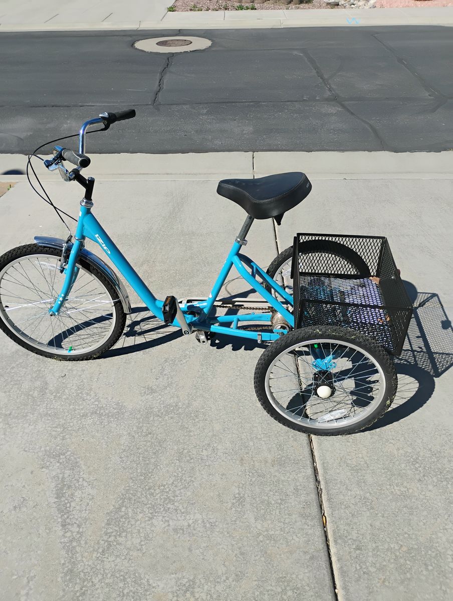 IZIP Non electric Adult Tricycle