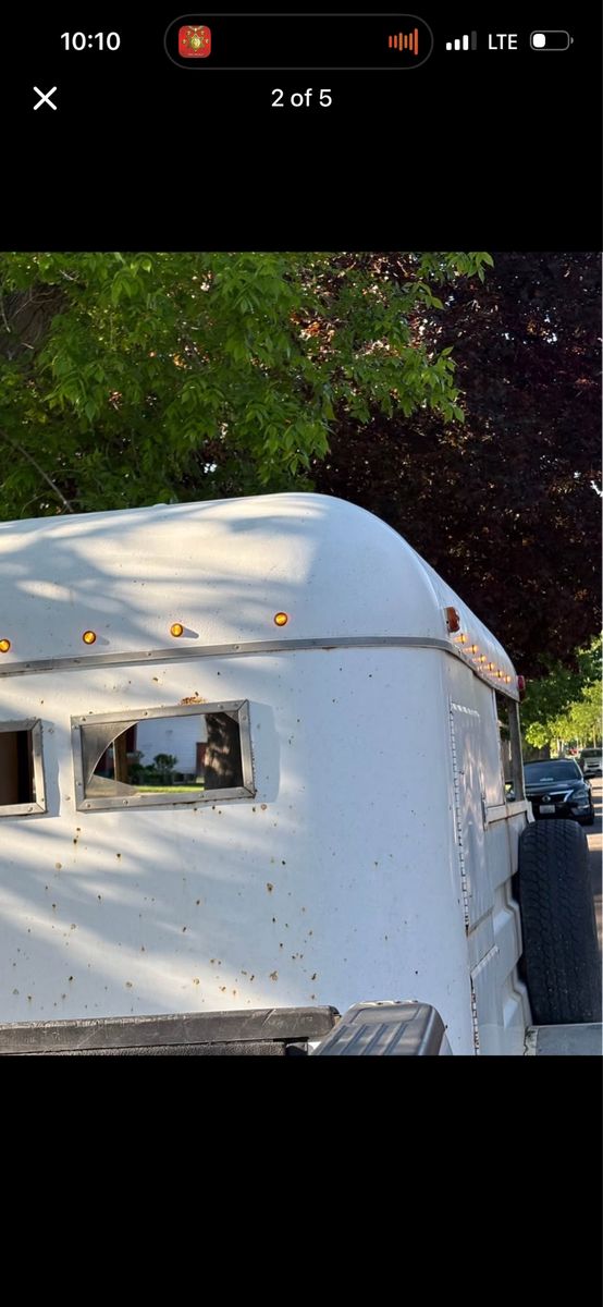 Livestock trailer