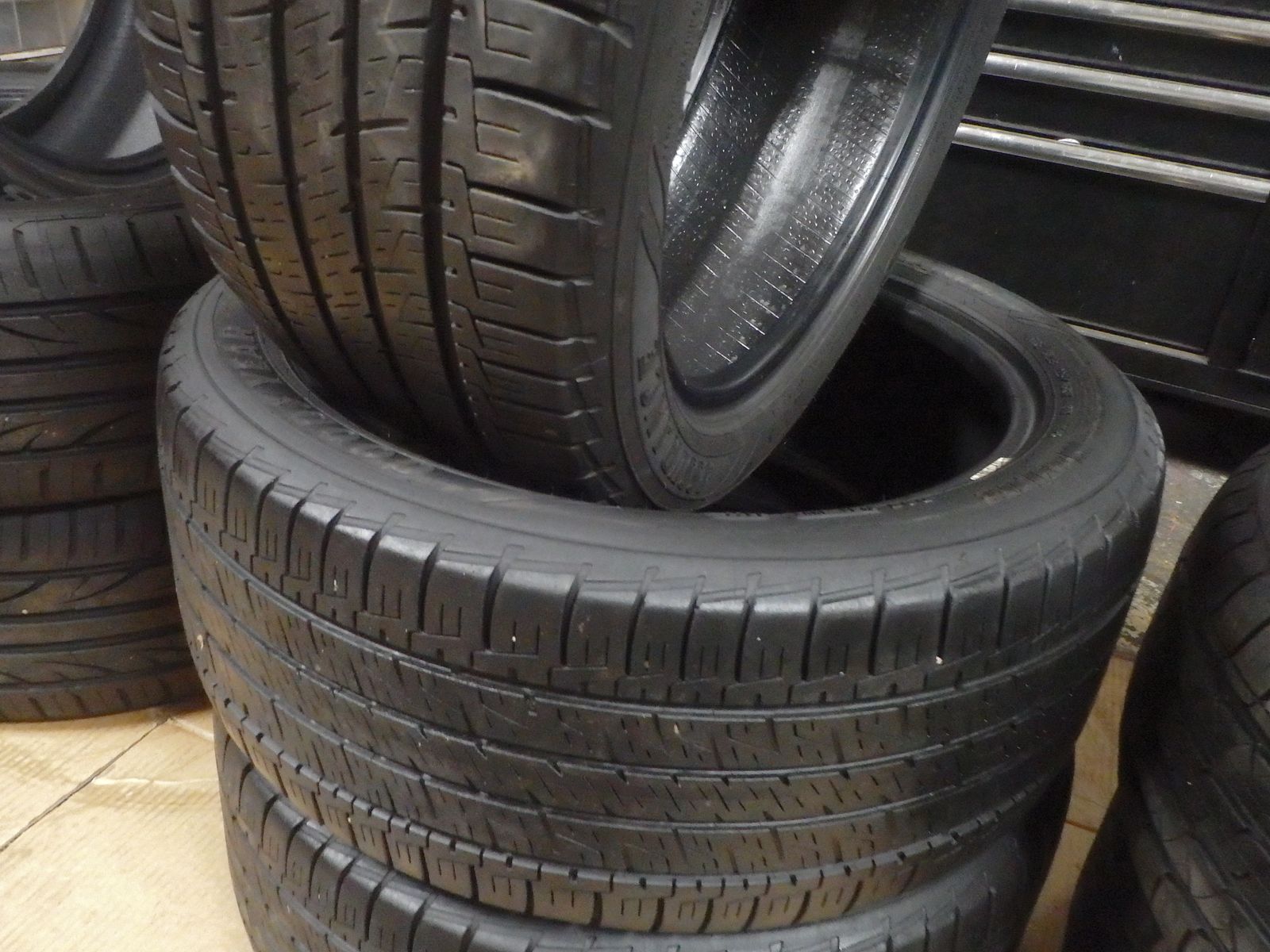 225/45R17 GOODYEAR ASSURANCE PAIR OF TWO USED TIRES