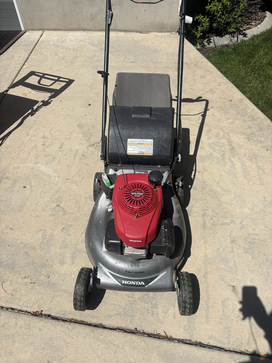 Honda lawn mower