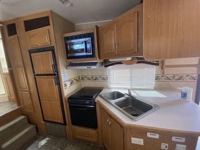 2007 wildcat 5th wheel trailer