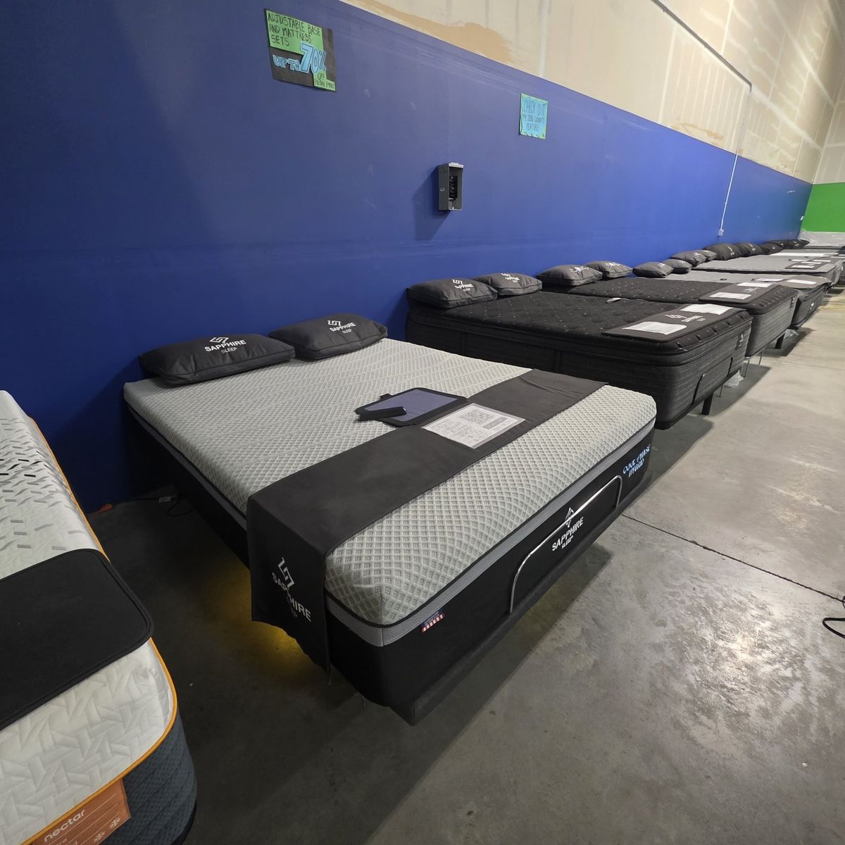 ️ Mattress Warehouse Overstock