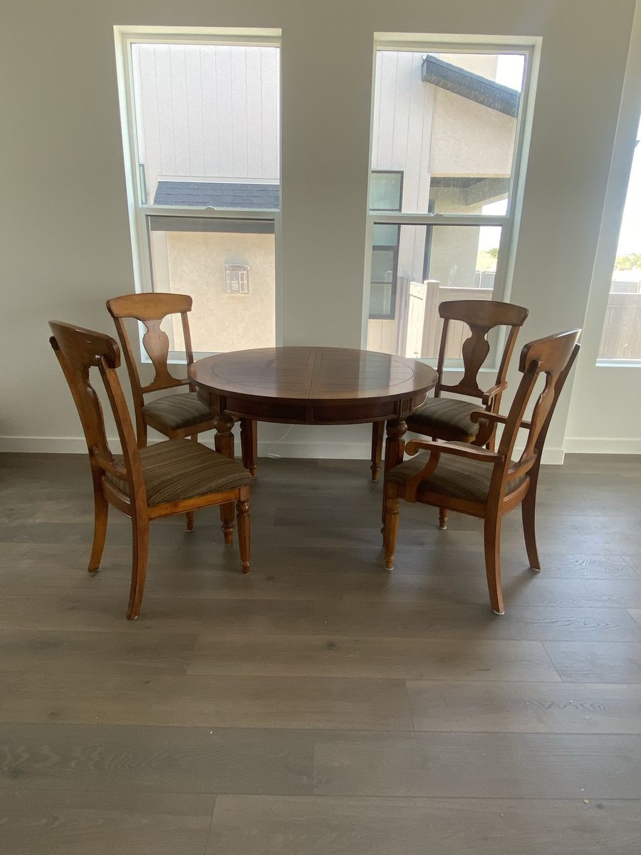Dining Set