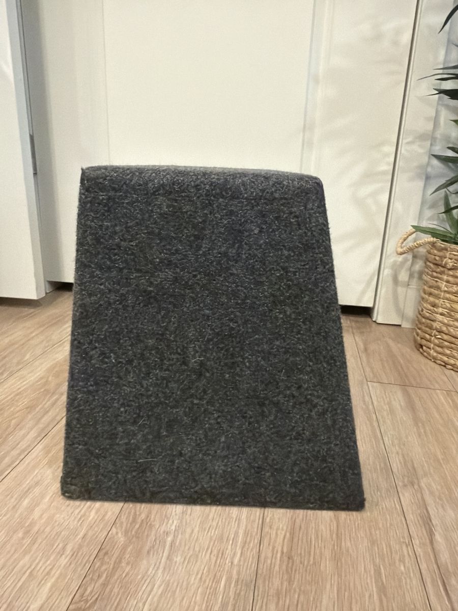 Main image 4
