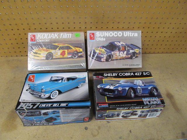 Plastic model cars