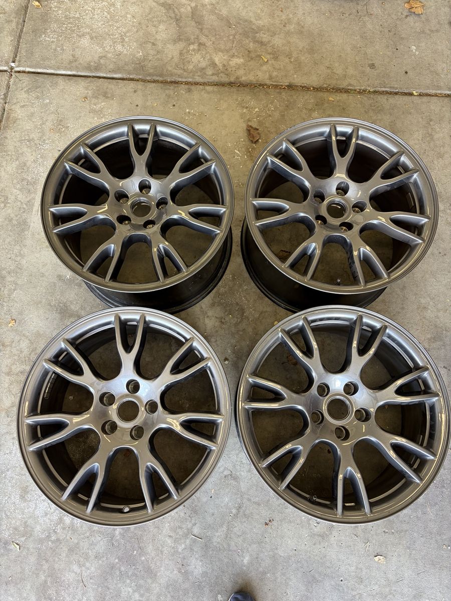 OEM 19" Tesla Model S Tempest Wheels + Covers